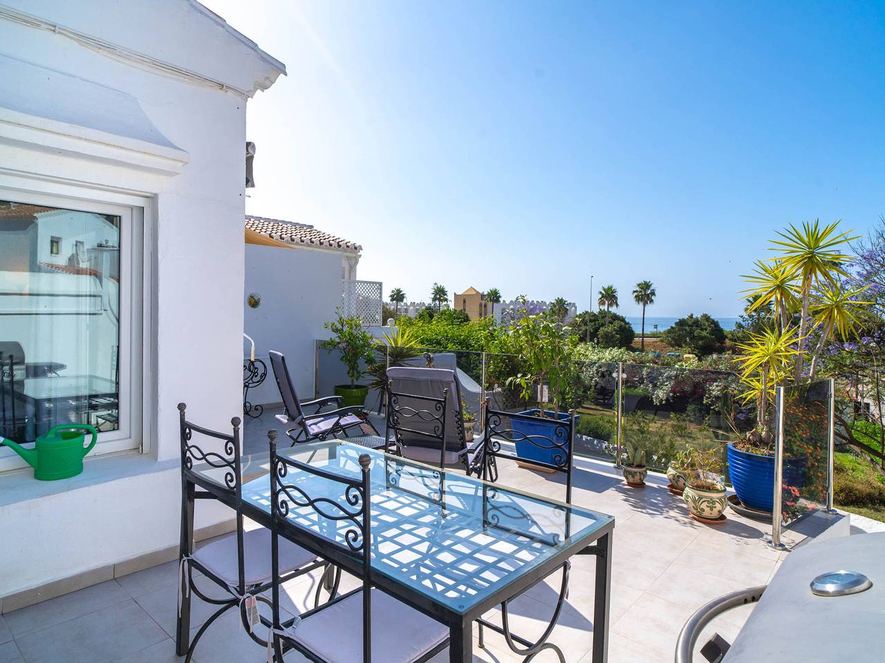 Appartement ensoleillé vue mer, 4 pers. in Urbanisation Tropicana, Nerja