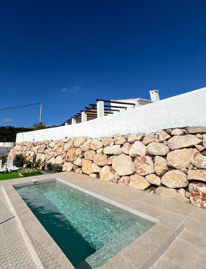 Casa rural para 6 personas, con terraza y jardín además de piscina y vistas en Algarrobo - 2