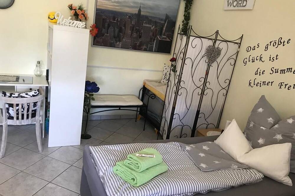 Ganze Wohnung, Ferienwohnung Baldus - 2-Bettwohnung in Mogendorf, Westerwald