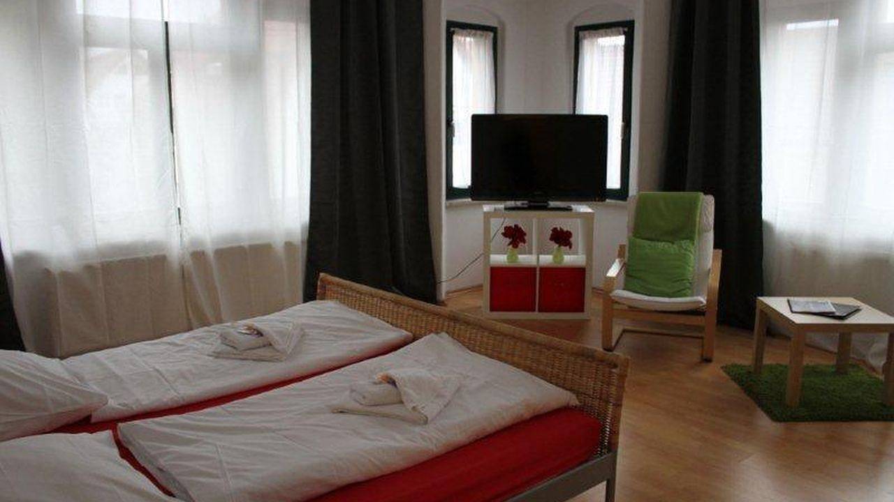 Mehrbettzimmer für 6 Personen in Radebeul in Radebeul, Meißen Region