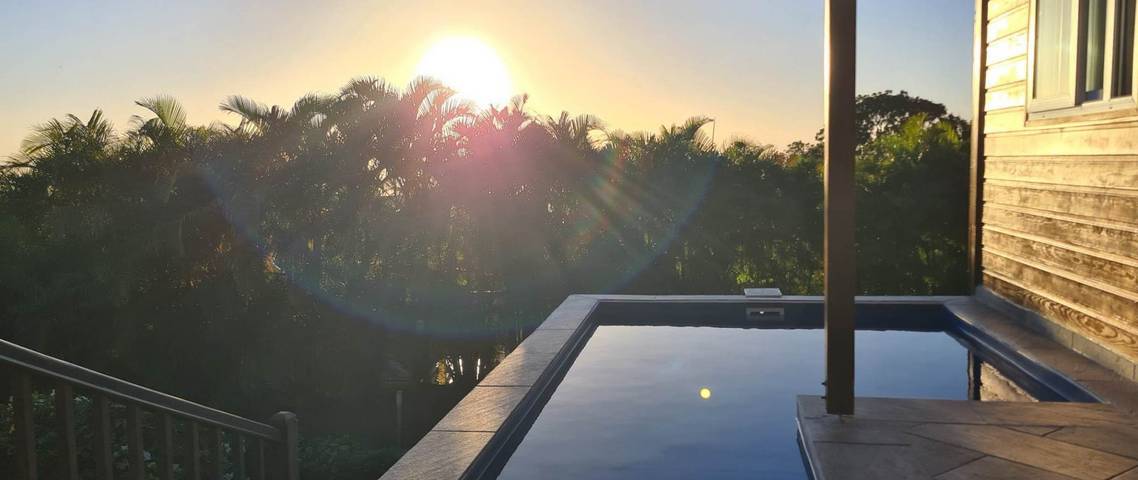 Location de vacances pour 2 personnes, avec piscine et jardin à Bouillante - 2