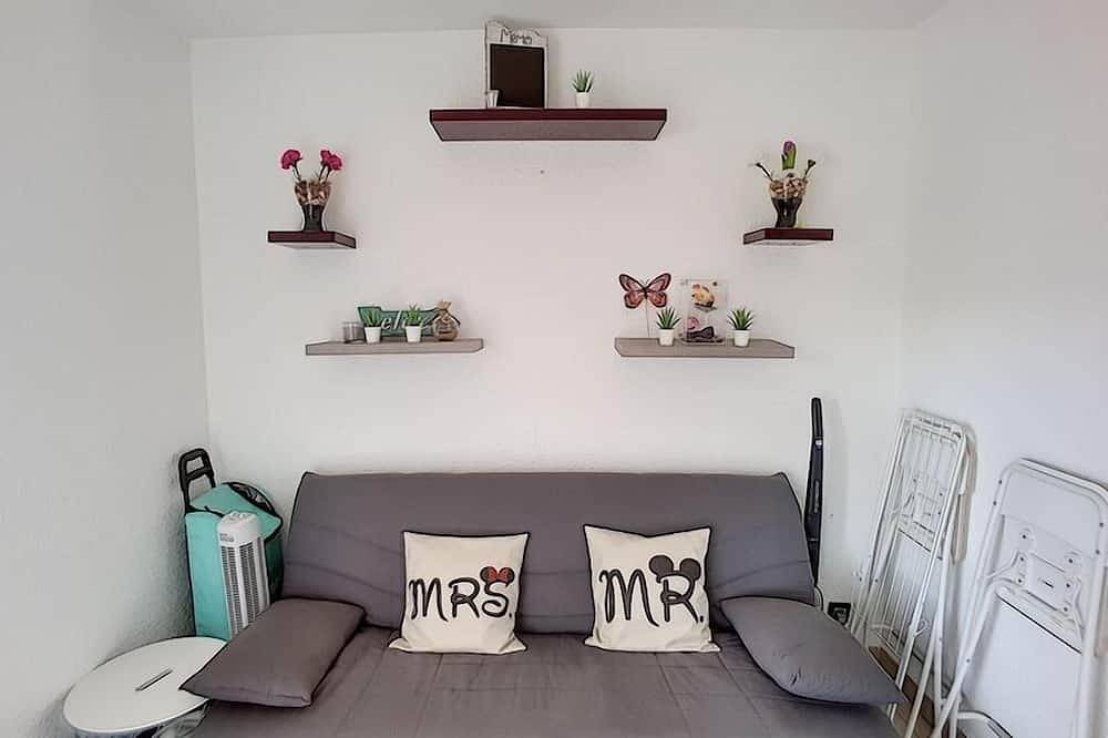 Appartement entier, T2 à 200m de la plage avec balcon in Saint Pierre la Mer, Fleury