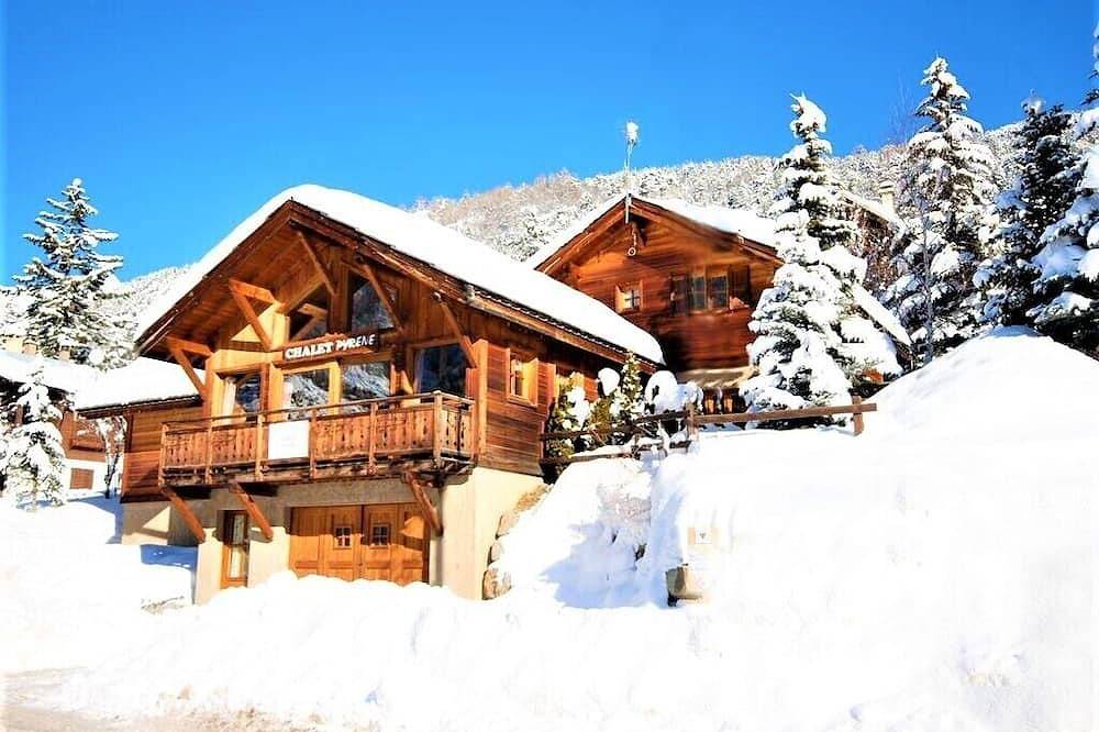 Le Serre Pyrene, im Herzen des Chevalier-Gewächshauses in La Salle-les-Alpes, Serre Chevalier