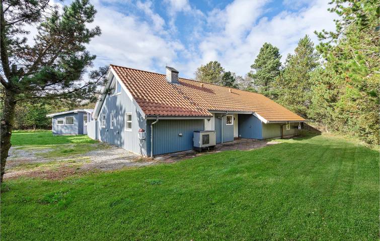 Ferienhaus für 10 Personen, mit Terrasse und Whirlpool sowie Pool und Sauna in Bratten - 4