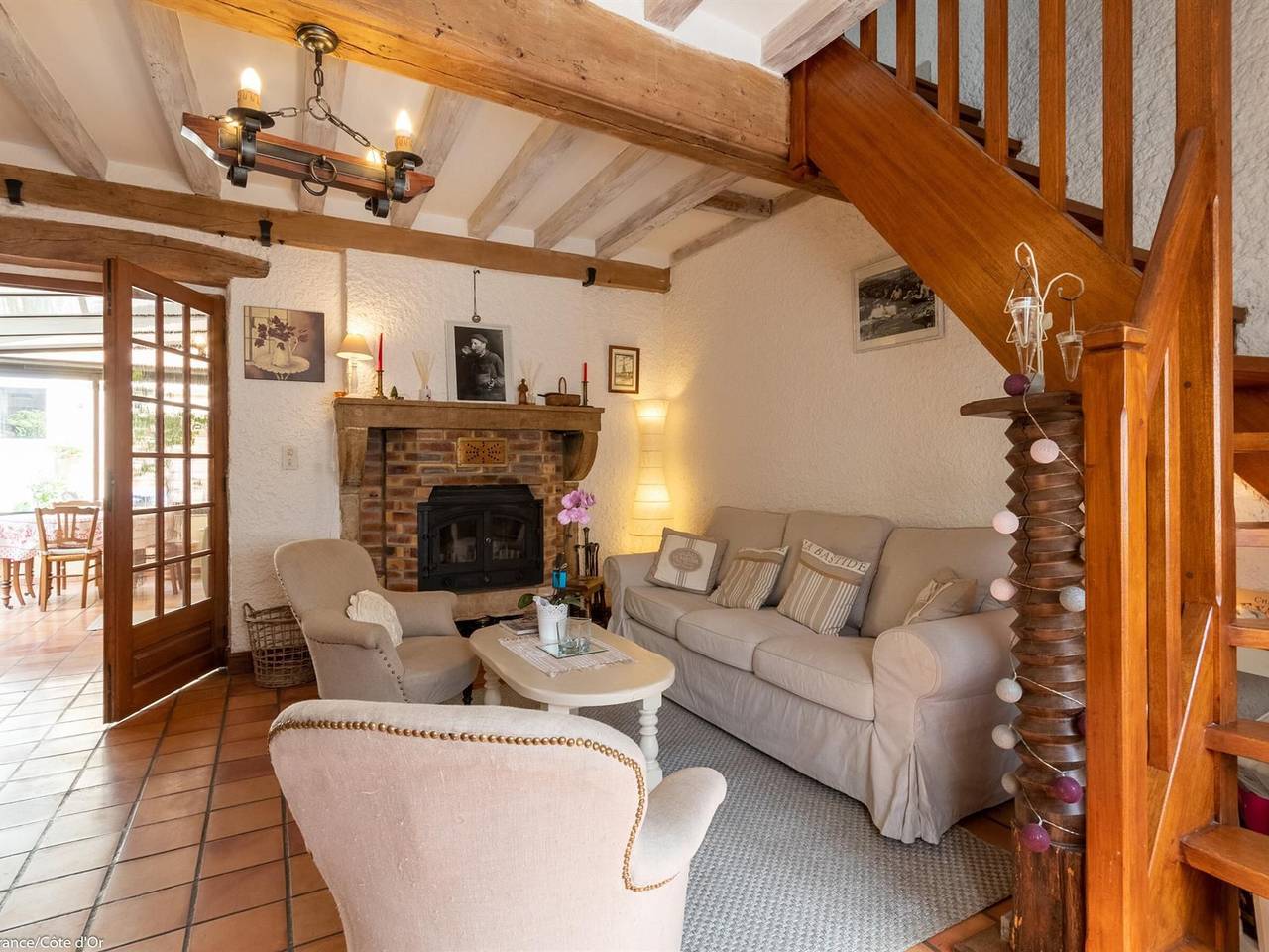 Cottage in Meursault with garden and terrace, near vineyards in Meursault, Beaune region