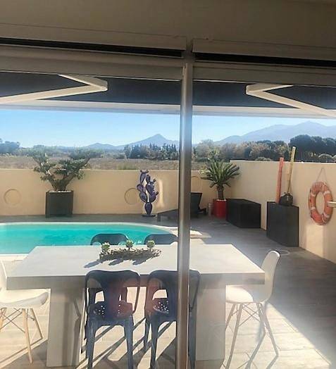 Villa pour 8 personnes, avec piscine ainsi que vue et jardin, animaux acceptés sur la Côte Vermeille