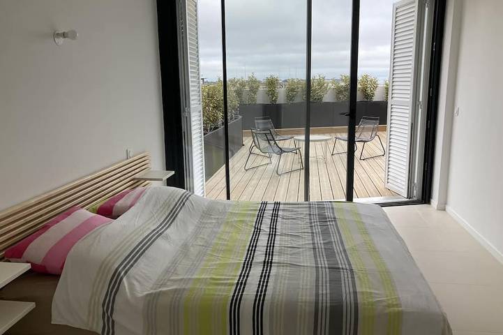 Appartamento intero, Foncillon beach, residence with swimming pool facing the sea in Pontaillac, Royan
