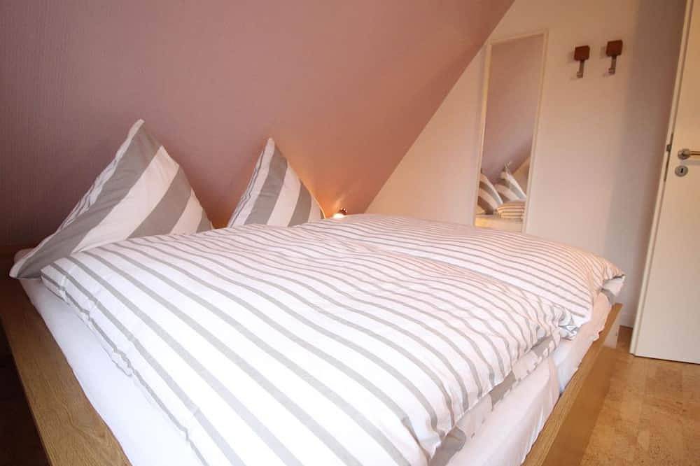 Ganze Wohnung, Appartement 2 - Ferienwohnung unter Reet in Westerhever, Eiderstedt