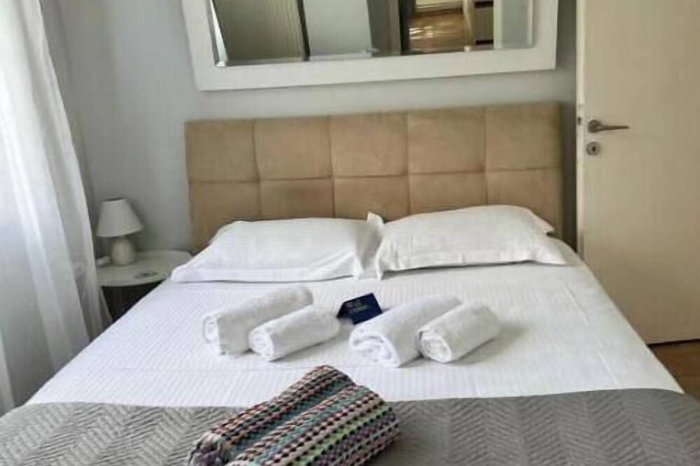 Entire apartment, Superior Apartment with Sea Views & Sunset Veranda at Stavento Apartments in Lassi, Argostoli