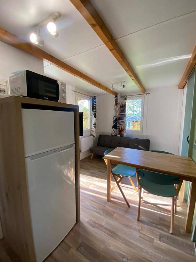 Location de vacances pour 6 personnes, avec jardin et vue ainsi que bassin pour enfant et piscine, animaux acceptés à La Bréole - 2