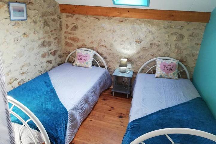 Location de vacances pour 4 personnes, avec jardin à Carnac-Rouffiac - 2