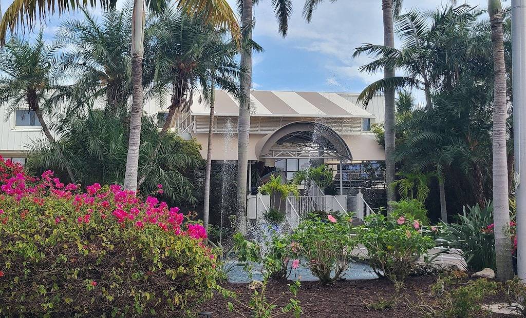 Ganze Wohnung, On the Beach, Sundial of Sanibel! Gulf View Premium Condo, Sleeps 6. in Sanibel, Sanibel Island