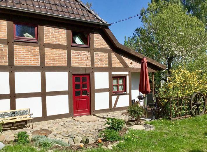 Ferienhaus für 6 Personen, mit Terrasse und Garten sowie Ausblick in Ankershagen - 2