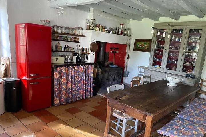 Gîte pour 7 personnes, avec jardin et piscine à Lusignac - 2