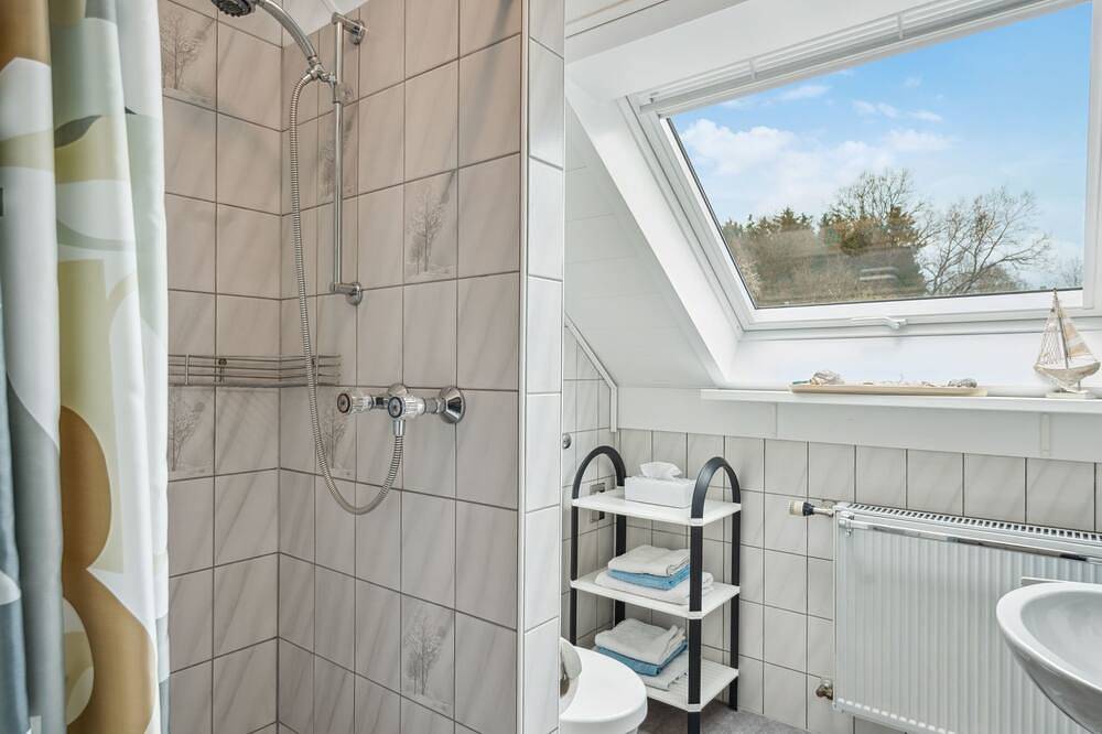 Ganze Wohnung, Ferienwohnung Iris 2 in Lutzerath, Cochem-Zell