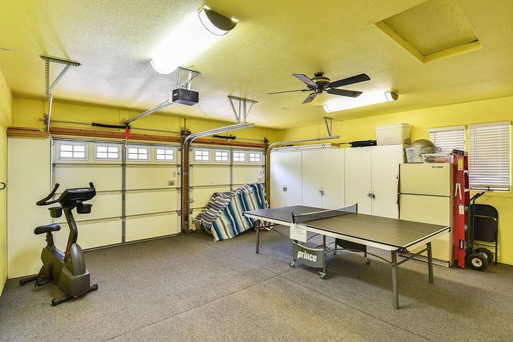 Vacation house for 8 people, with yard in Flagstaff