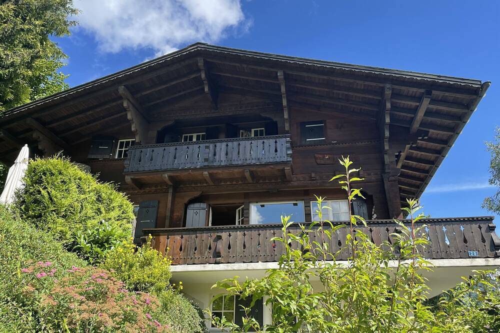 Charmantes Chalet im Familienstil mit direktem Blick auf den Rinderberg in Saanenmöser, Zweisimmen
