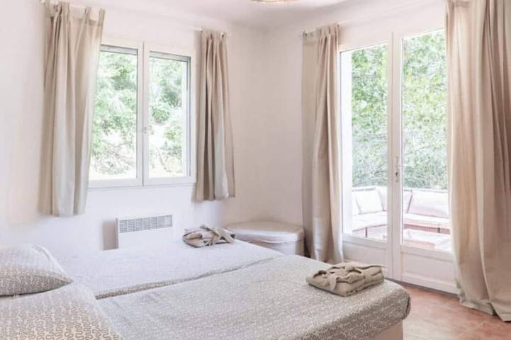 Location de vacances pour 6 personnes, avec jardin et terrasse, animaux acceptés à Siran - 3