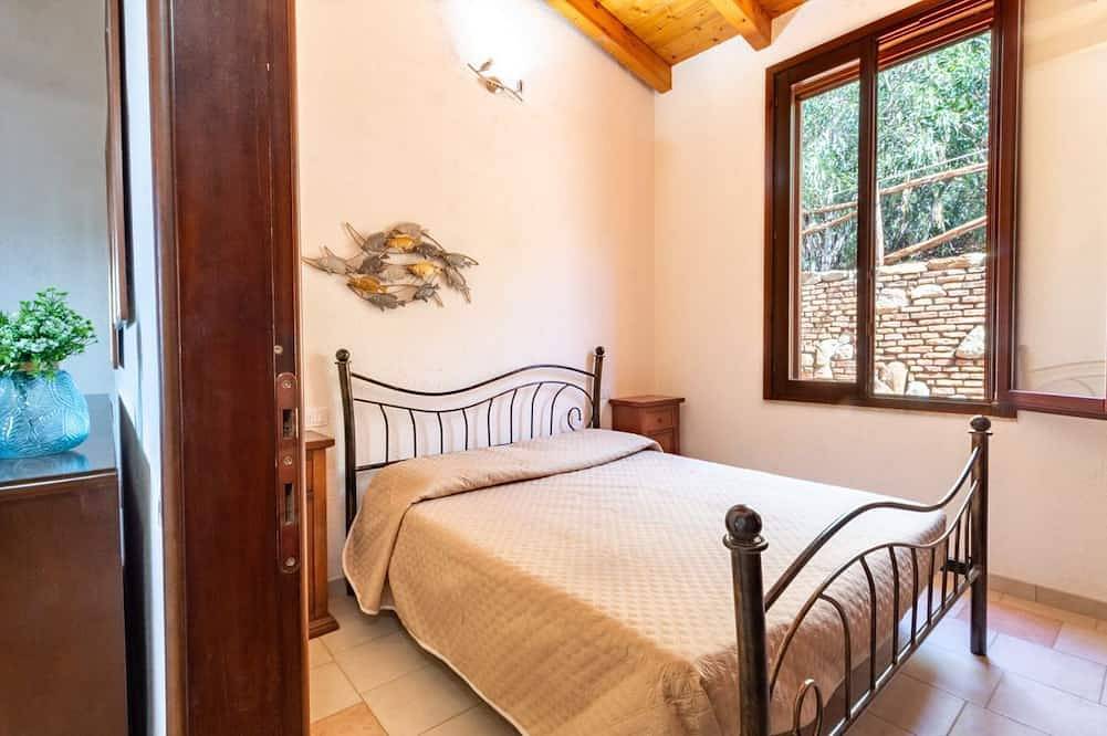Loi's 2 Detached cottage with sea view and garden in Arbus (Gemeente), Campidano di Terralba