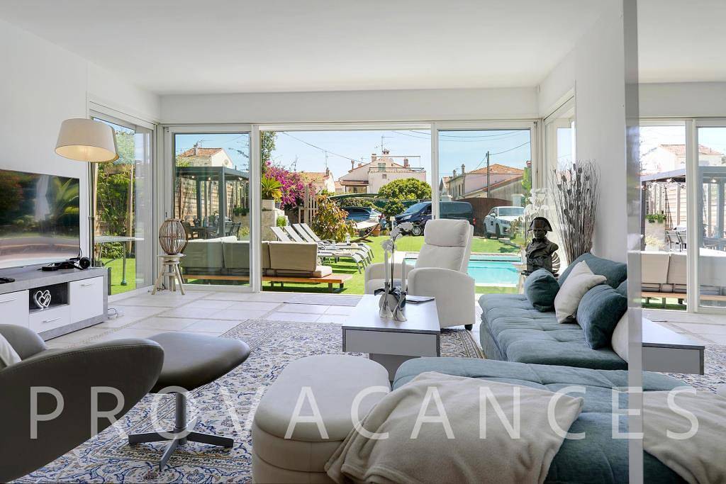 Villa pour 8 personnes avec jardin in Cagnes-sur-Mer, Côte méditerranéenne (France)