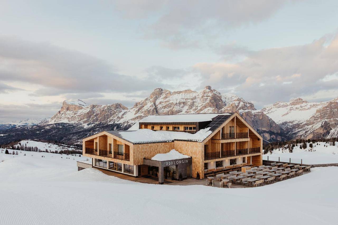 Rifugio Alpino Pralongià in Corvara in Badia, Dolomiti Superski