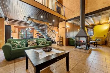 Casa Rural para 11 Personas en El Montmell, Penedes DO, Foto 2