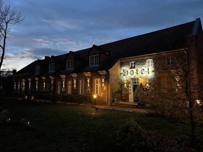Hotel, mit Garten und Ausblick in Groß Pankow (Prignitz)