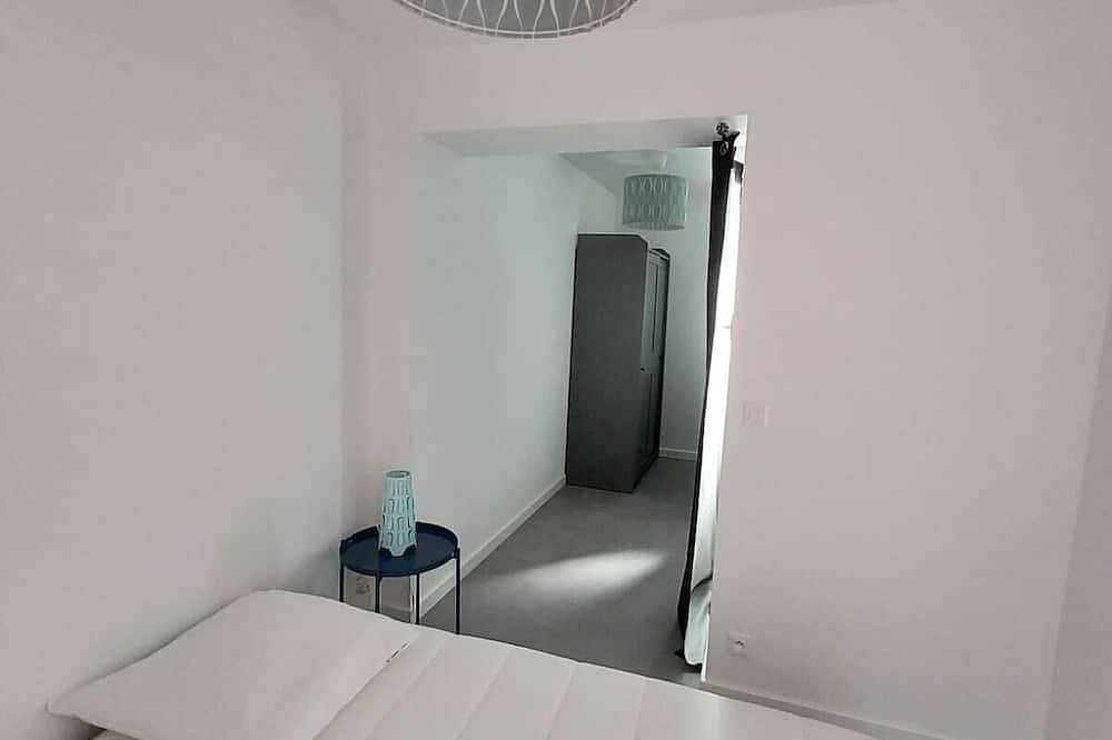 Entire apartment, Apartment in the Heart of Vals-Les-Bains in Vals-les-Bains, Parc naturel régional des Monts d'Ardèche