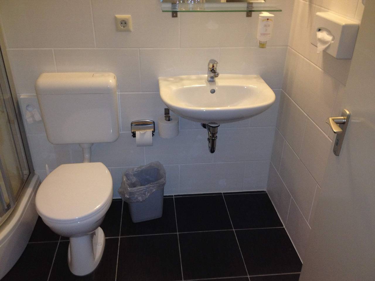 Ganze Ferienwohnung, Einzelzimmer Dusche/Wc in Idar-Oberstein, Nahetal