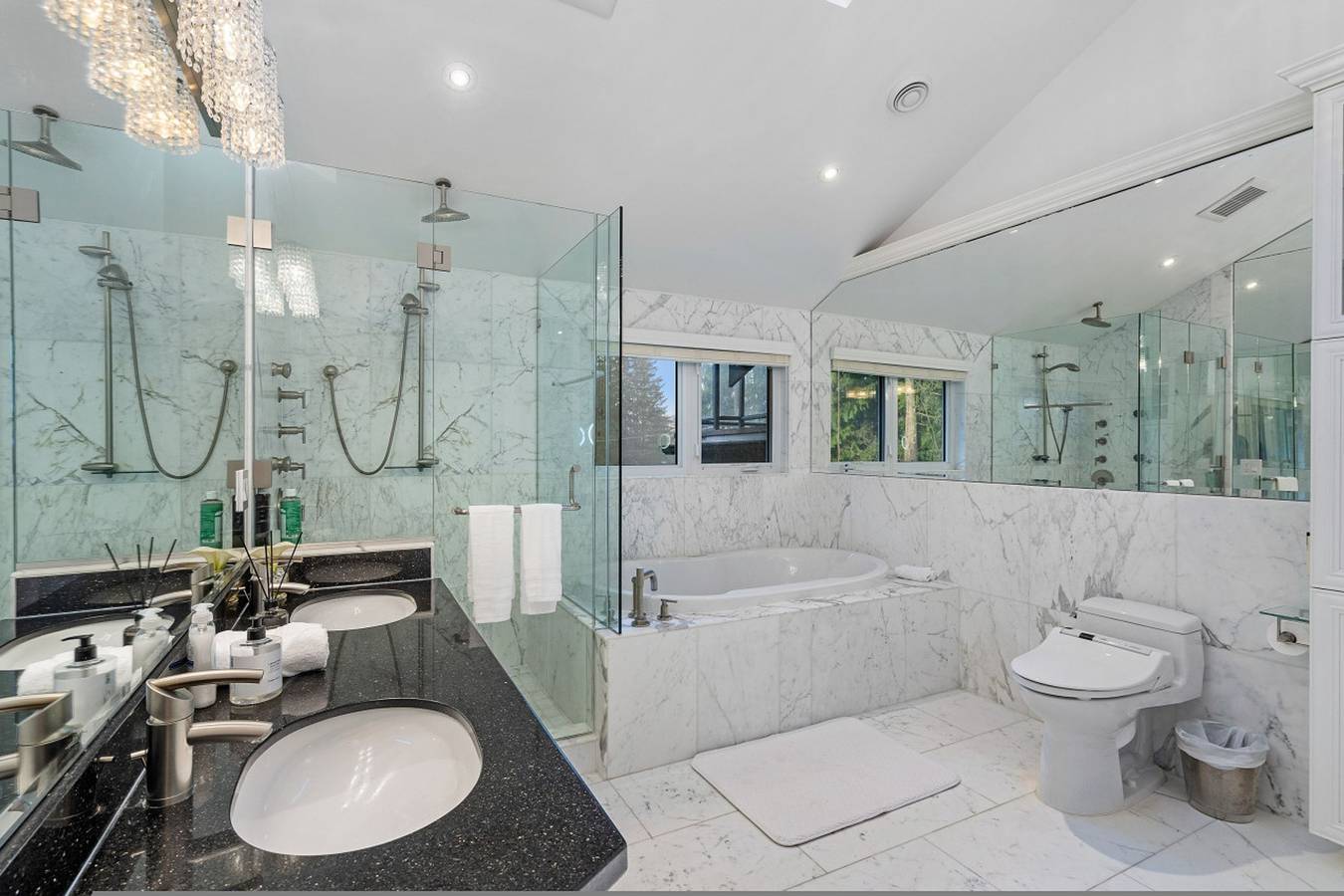 Upscale West Van Estate in Grouse Mountain