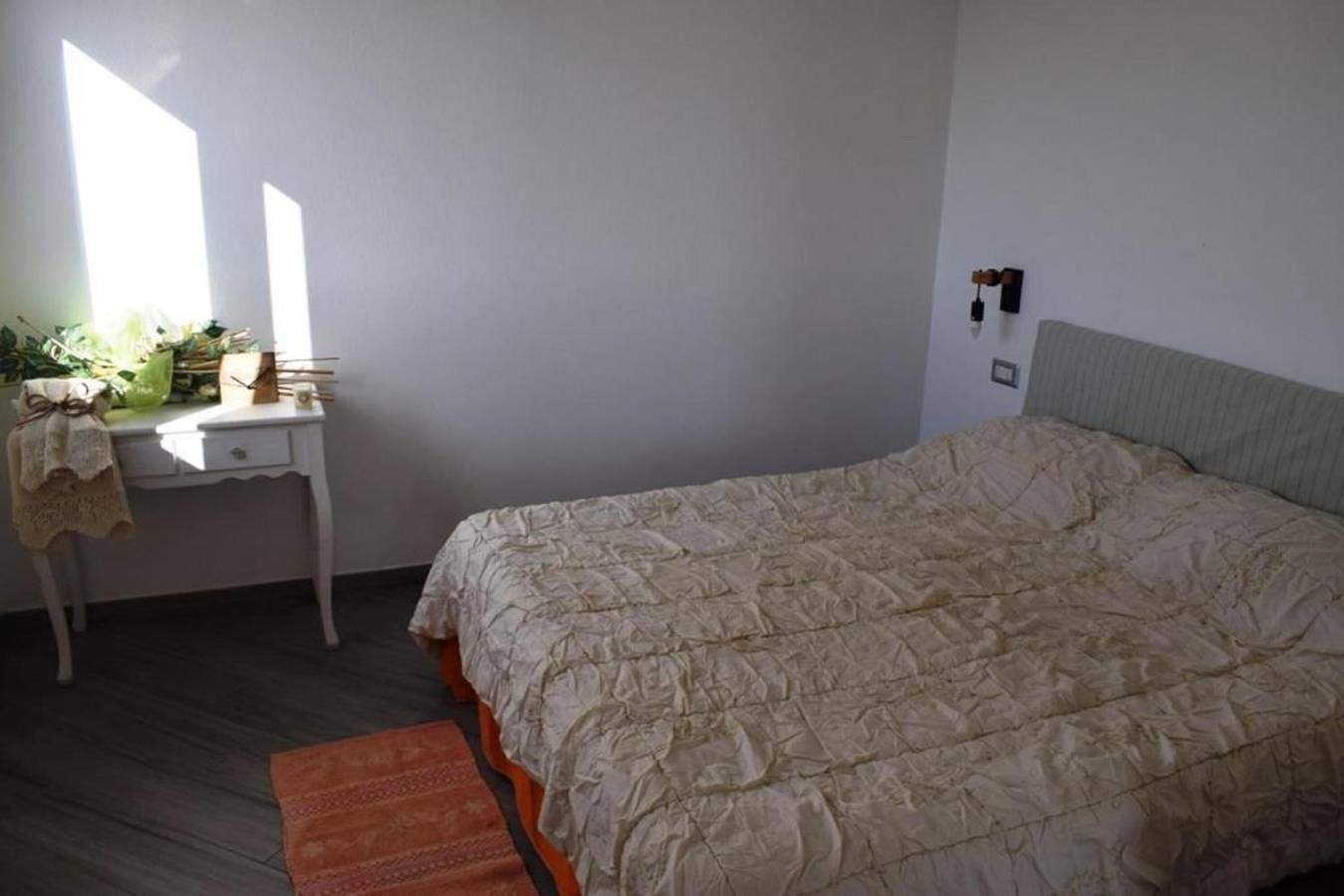 Moon – Double Room with Private Bathroom in Quartu Sant'Elena, Campidano
