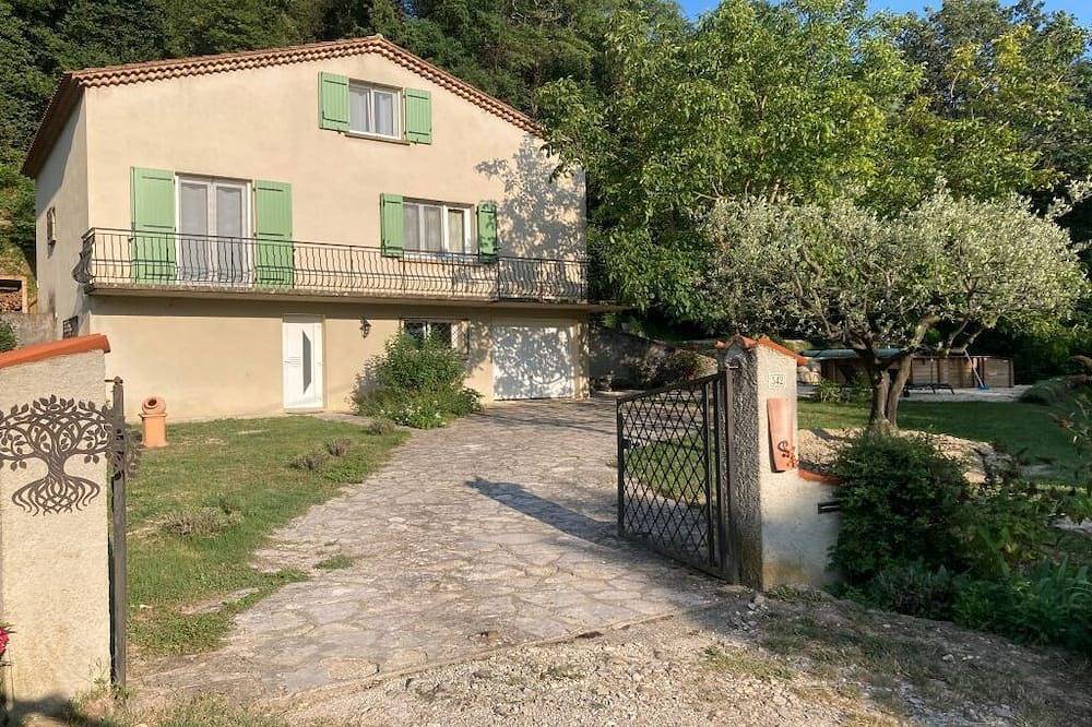 Maison Avec Piscine au Calme Pour 6 Personnes in Vinsobres, Nyons region