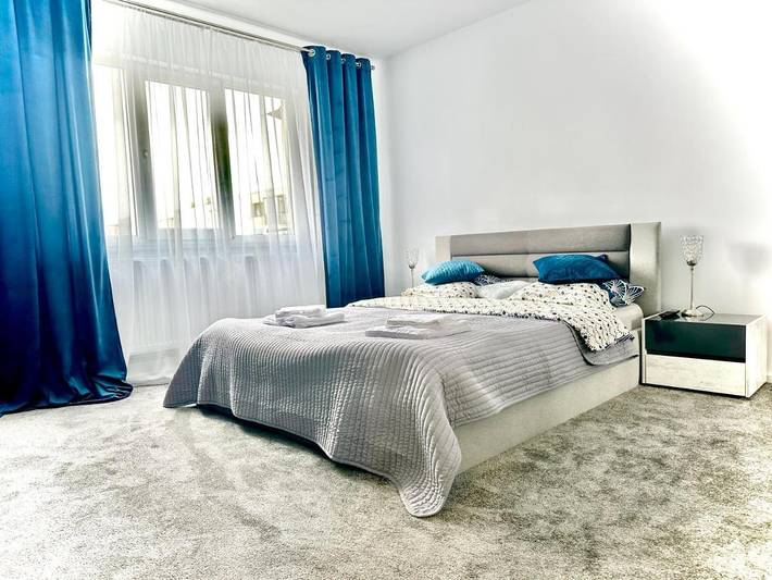 Chambre d’hôte pour 2 personnes, avec balcon et vue