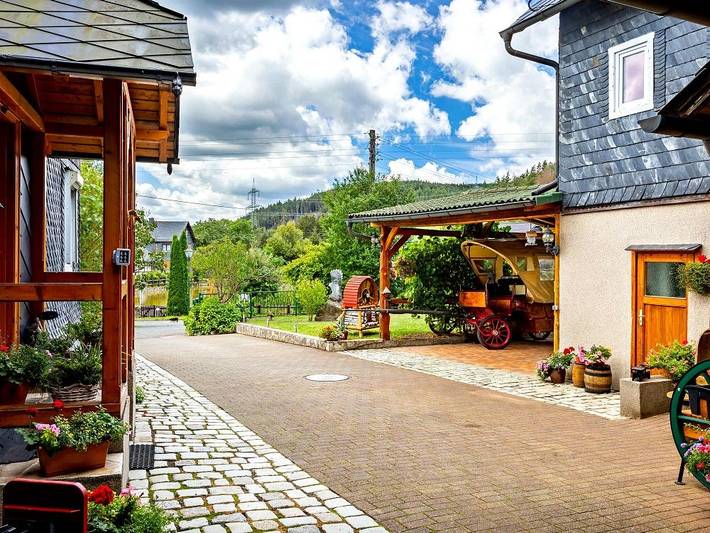 Ferienhof Jehmichen - Kutscherstube in Saalfelder Höhe, Saalfeld/Saale
