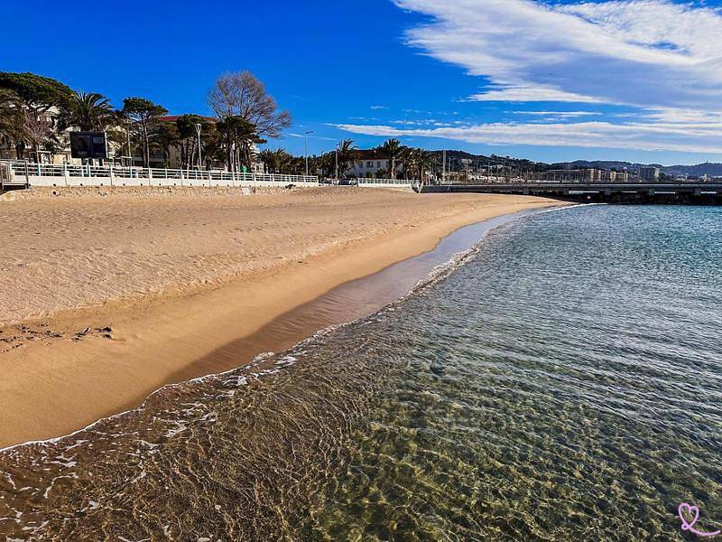 Chambres charmantes dans un appartement moderne à deux pas de la mer in Cannes La Bocca, Cannes