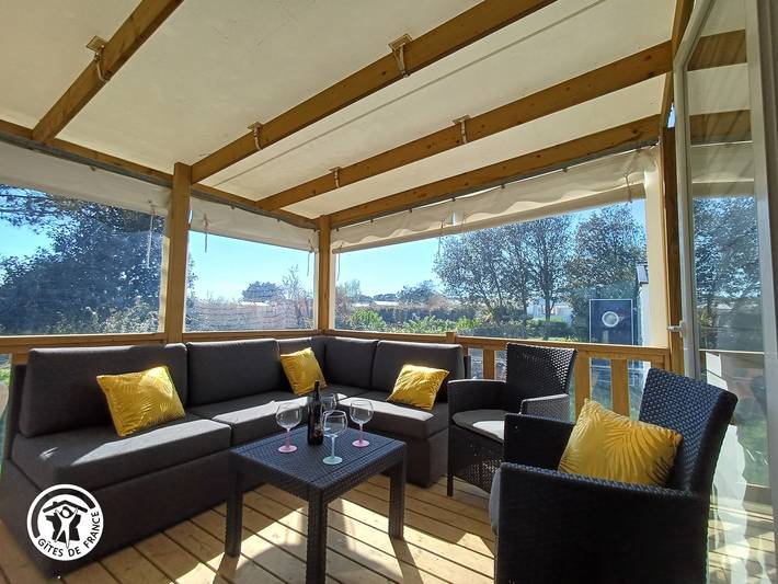 Gîte pour 6 personnes, avec Terrasse ainsi que Jardin et Piscine à Talmont-Saint-Hilaire