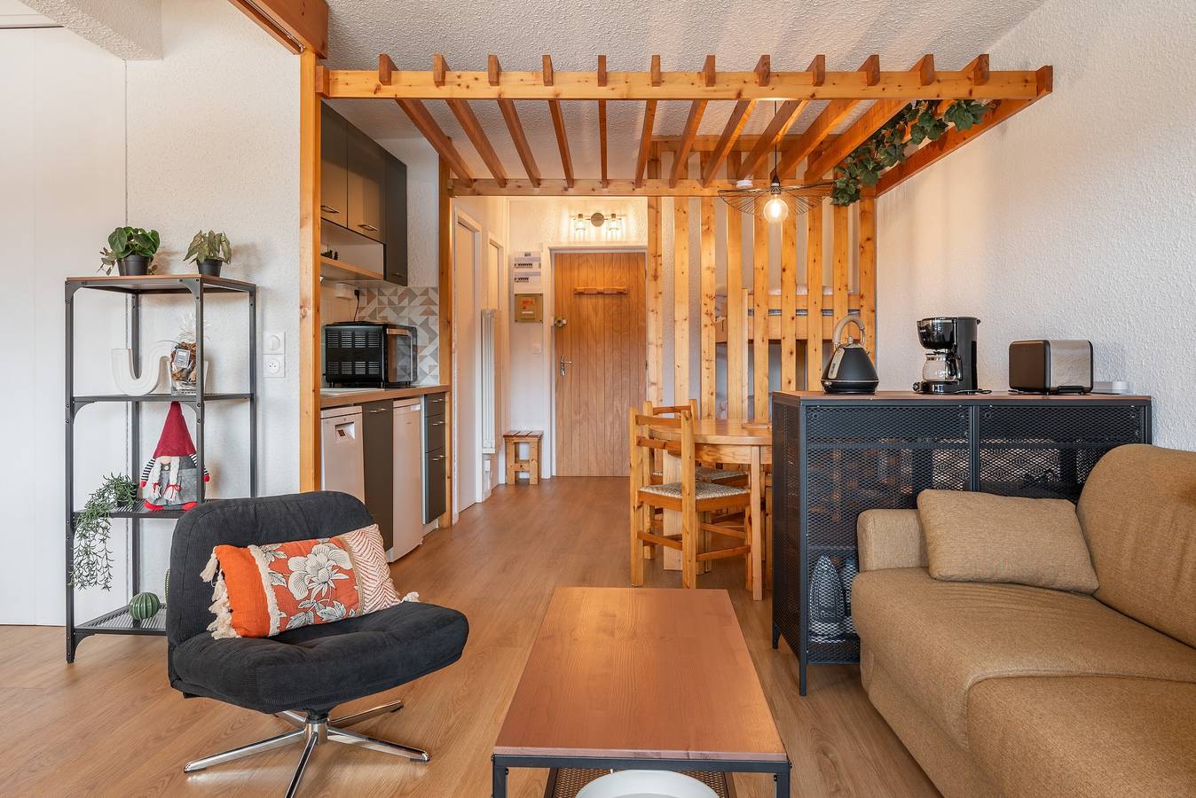 Estúdio inteiro, Apartamento 'Évasion Douce Désign' com vista montanha, jardim comum e Wi-Fi in Villard-de-Lans, Parc naturel régional du Vercors