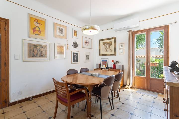 Maison de vacances 'Lina' avec terrasse privée, Wi-Fi et climatisation in Villemolaque, Côte méditerranéenne (France)