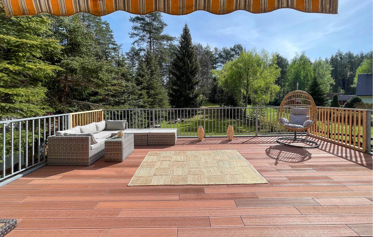 Ferienhaus für 6 Personen mit Terrasse in Powiat Olsztyński