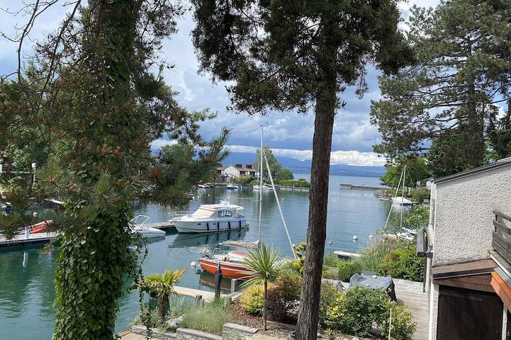 Location de vacances pour 4 personnes, avec Balcon ainsi que Jardin et Piscine dans Port Ripaille