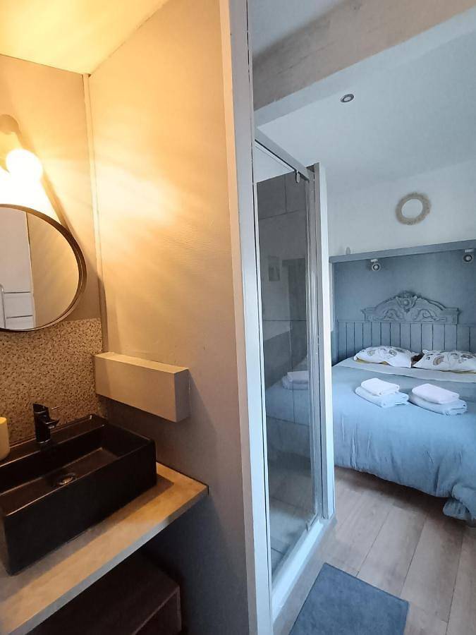 Gîte pour 2 personnes, avec terrasse, animaux acceptés à Le Haillan - 4