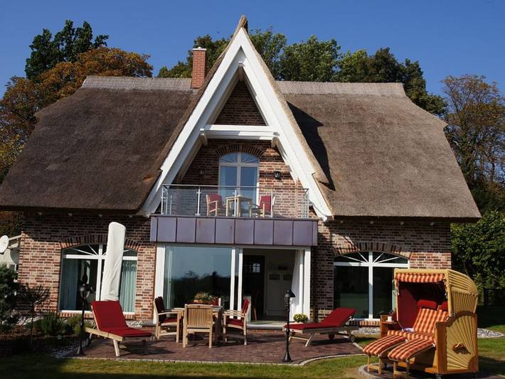 Ferienhaus für 6 Personen, mit Sauna und Garten sowie Balkon, kinderfreundlich in Putbus - 2