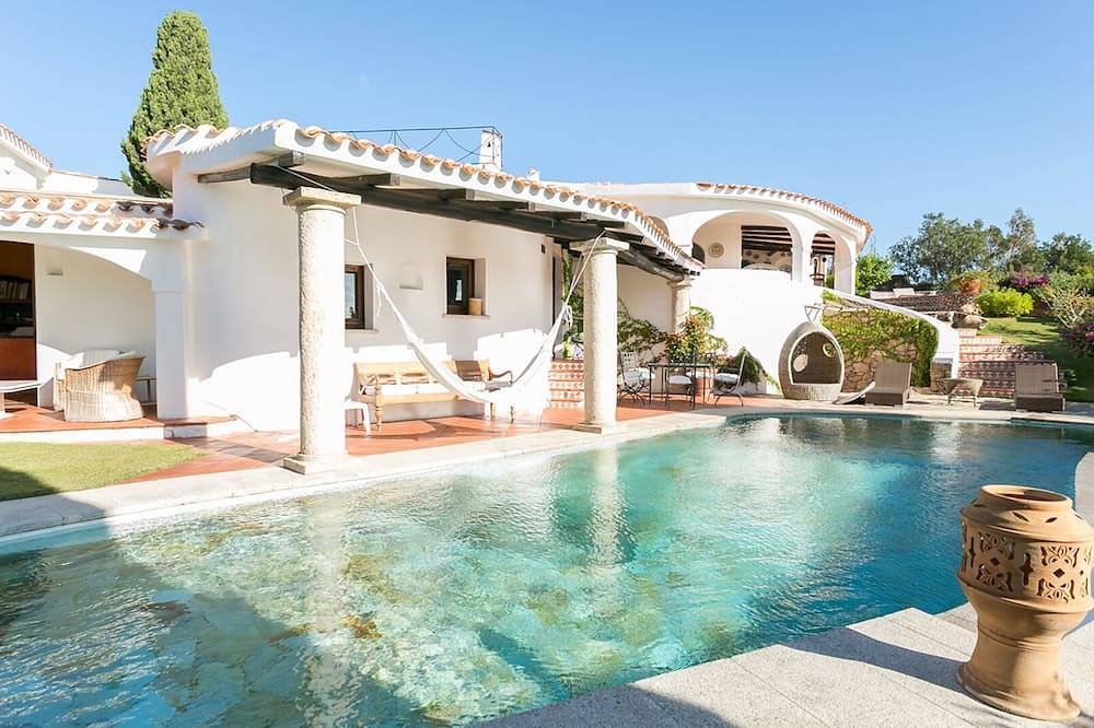Spektakuläre Panoramavilla im Zentrum von Porto Cervo in Arzachena, Costa Smeralda