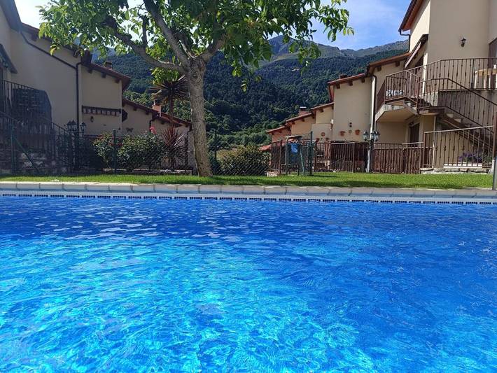 Apartamento de vacaciones para 4 personas, con balcón además de vistas y piscina - 1