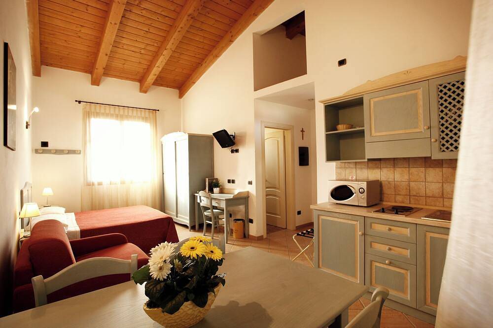 Studio Apartment A Few Km From The Beach Of Cesenatico in Cesenatico, Forlì-Cesena Provinz