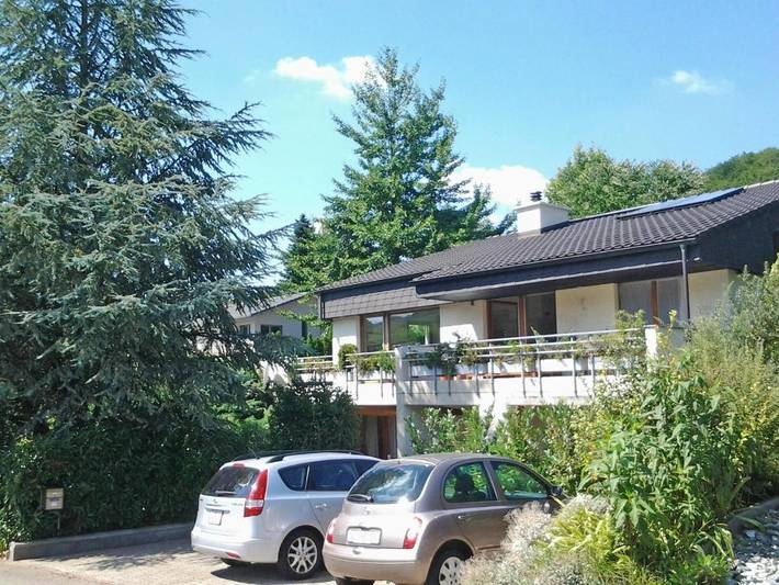 Ferienwohnung für 2 Personen, mit Terrasse und Garten sowie Ausblick