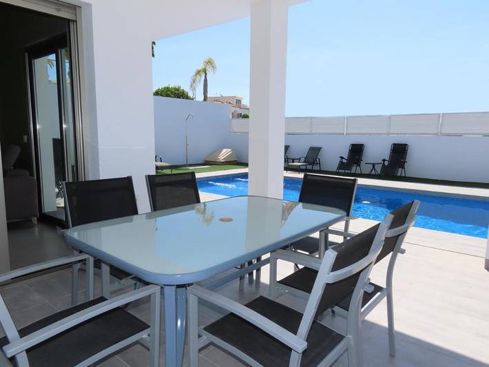 Casa rural para 6 personas, con Terraza además de Jardín y Piscina en San Fulgencio - 2
