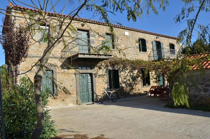 Villa für 6 Personen, mit Ausblick und Garten - 1
