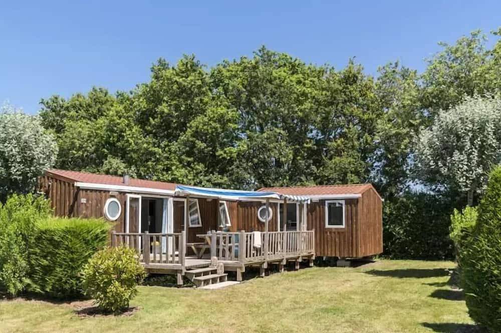 Camping pour 8 Personnes dans Saint-Julien-des-Landes, Vallée de la Loire
