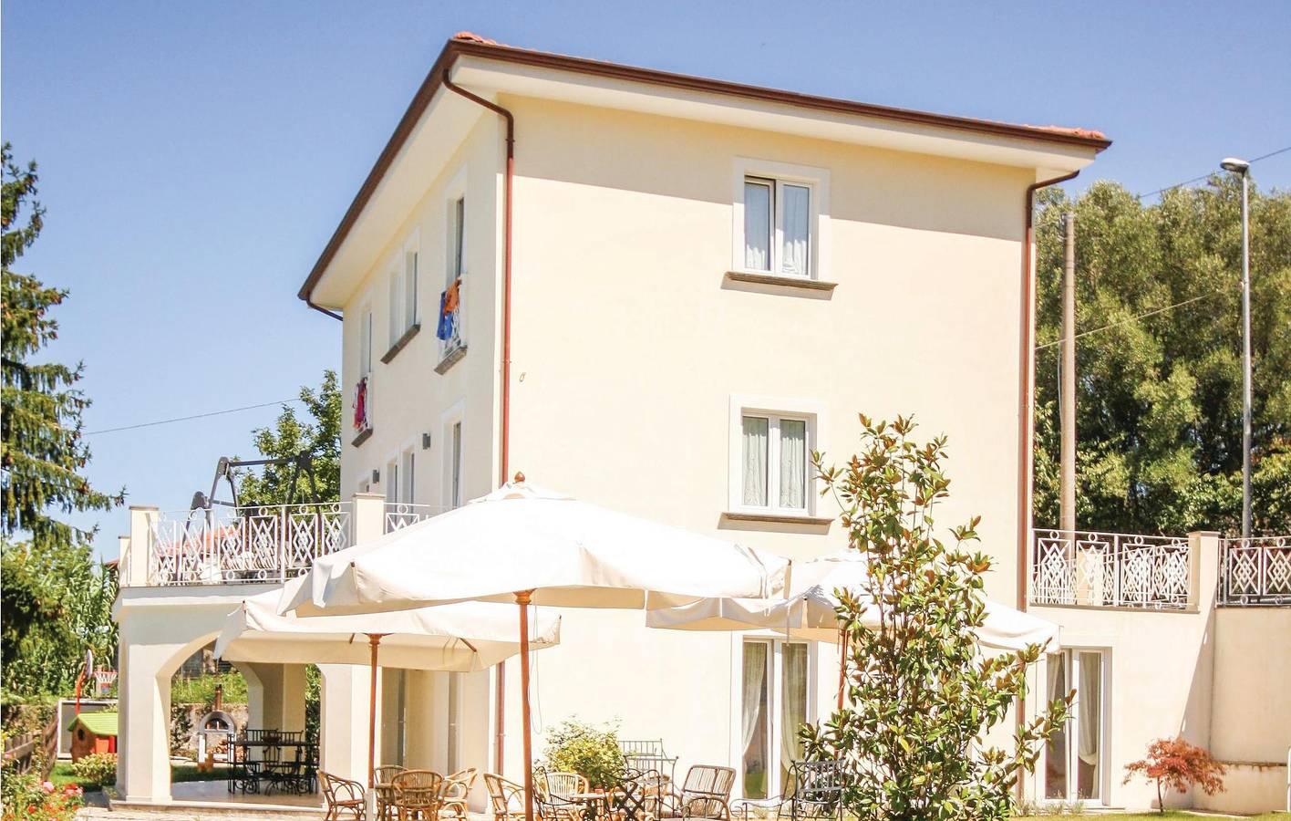 Casa Vacanza per 12 Persone in Vallo della Lucania, Cilento